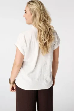 Blouse avec dentelle