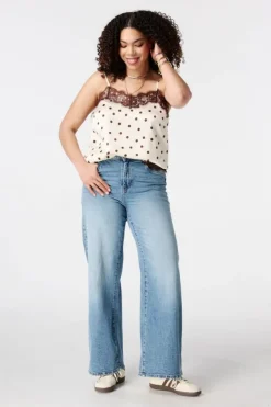 Blouse à pois avec dentelle