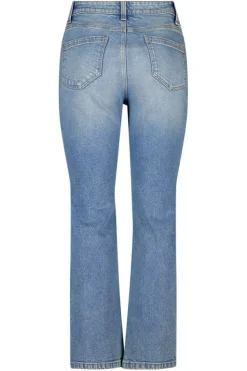 Jean à jambe droite et taille moyenne
