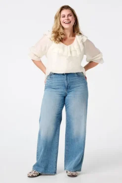 Jeans larges à taille haute