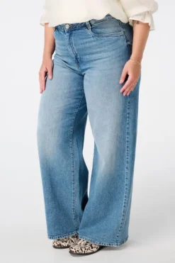 Jeans larges à taille haute