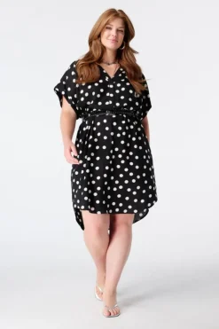 Robe à encolure en V