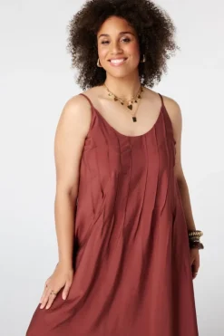 Robe maxi sans manches