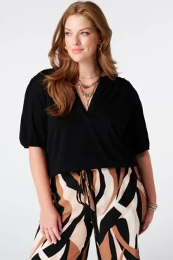 Top avec manches bouffantes