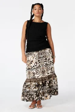 Top en dentelle sans manches