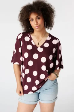 T shirt avec col en V