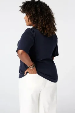 T shirt avec col en V