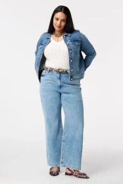 Veste en jean avec fermeture à boutons