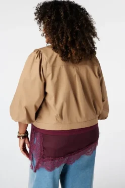 Veste utility avec manches bouffantes